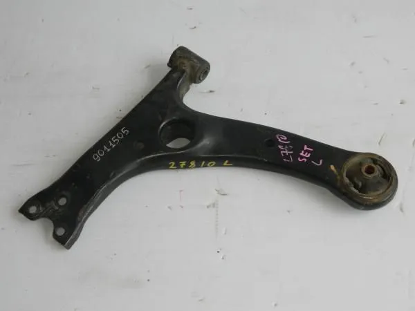 Рычаг TOYOTA PRIUS NHW20 Перед Прав (Контрактный)