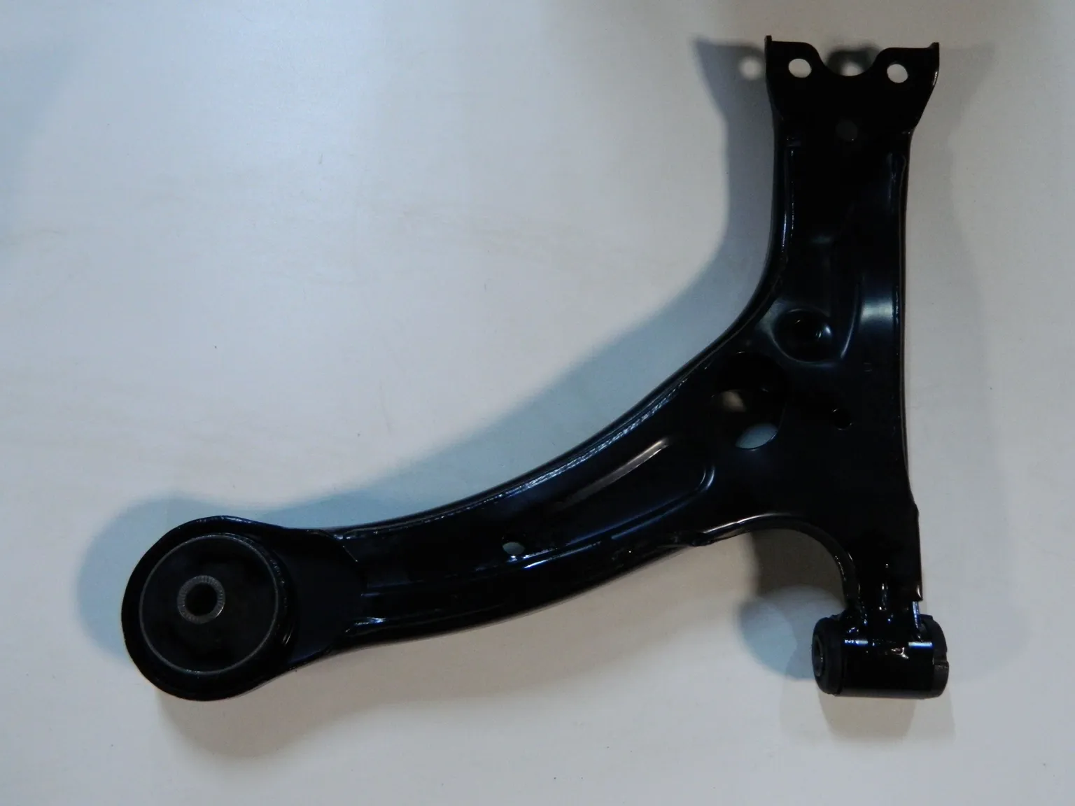 Рычаг GENERAL PARTS 4806812290 NZE121.ZZE122 Прав