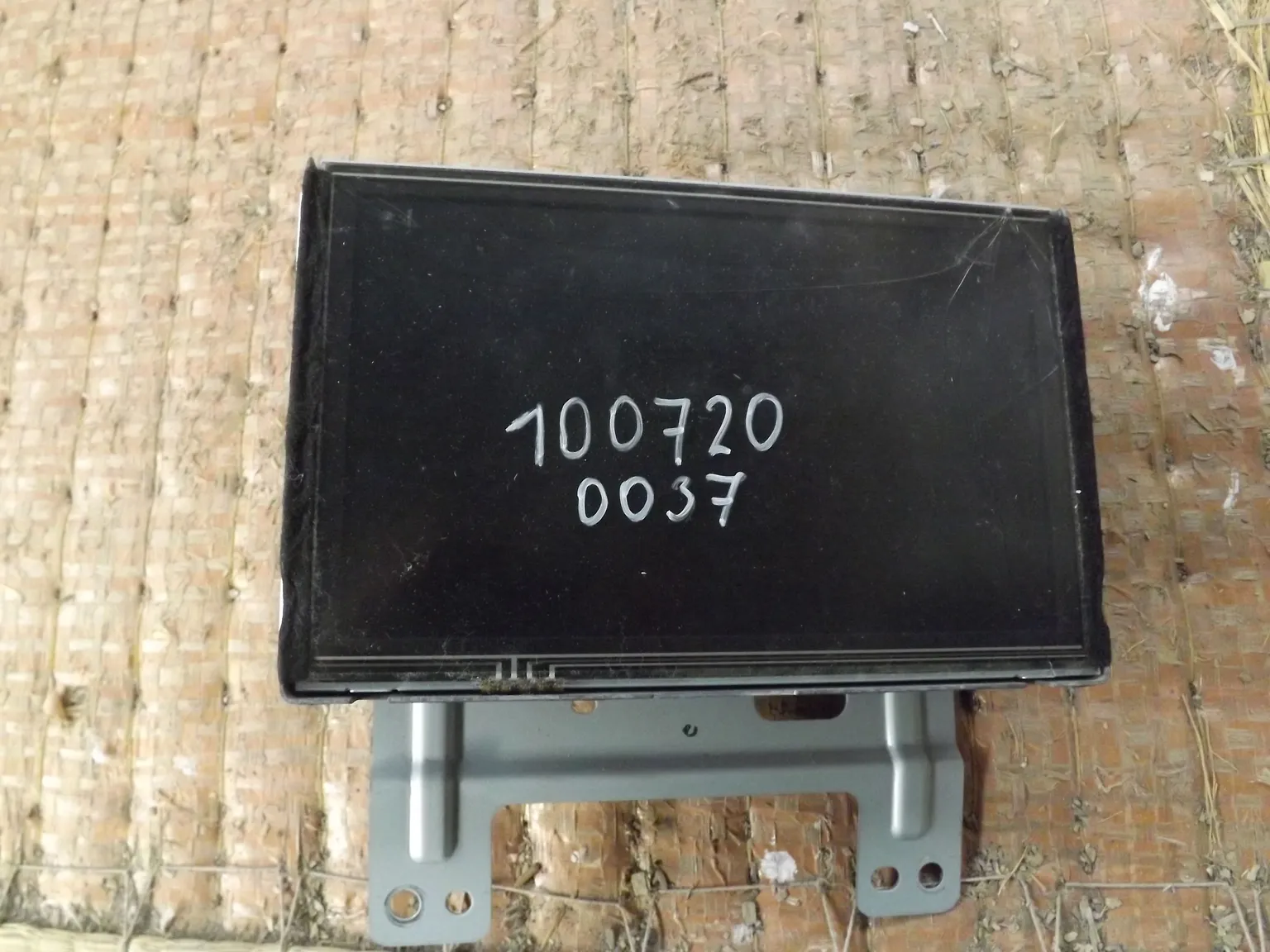 Монитор NISSAN SKYLINE CROSSOVER J50 (контрактный) 1007200037