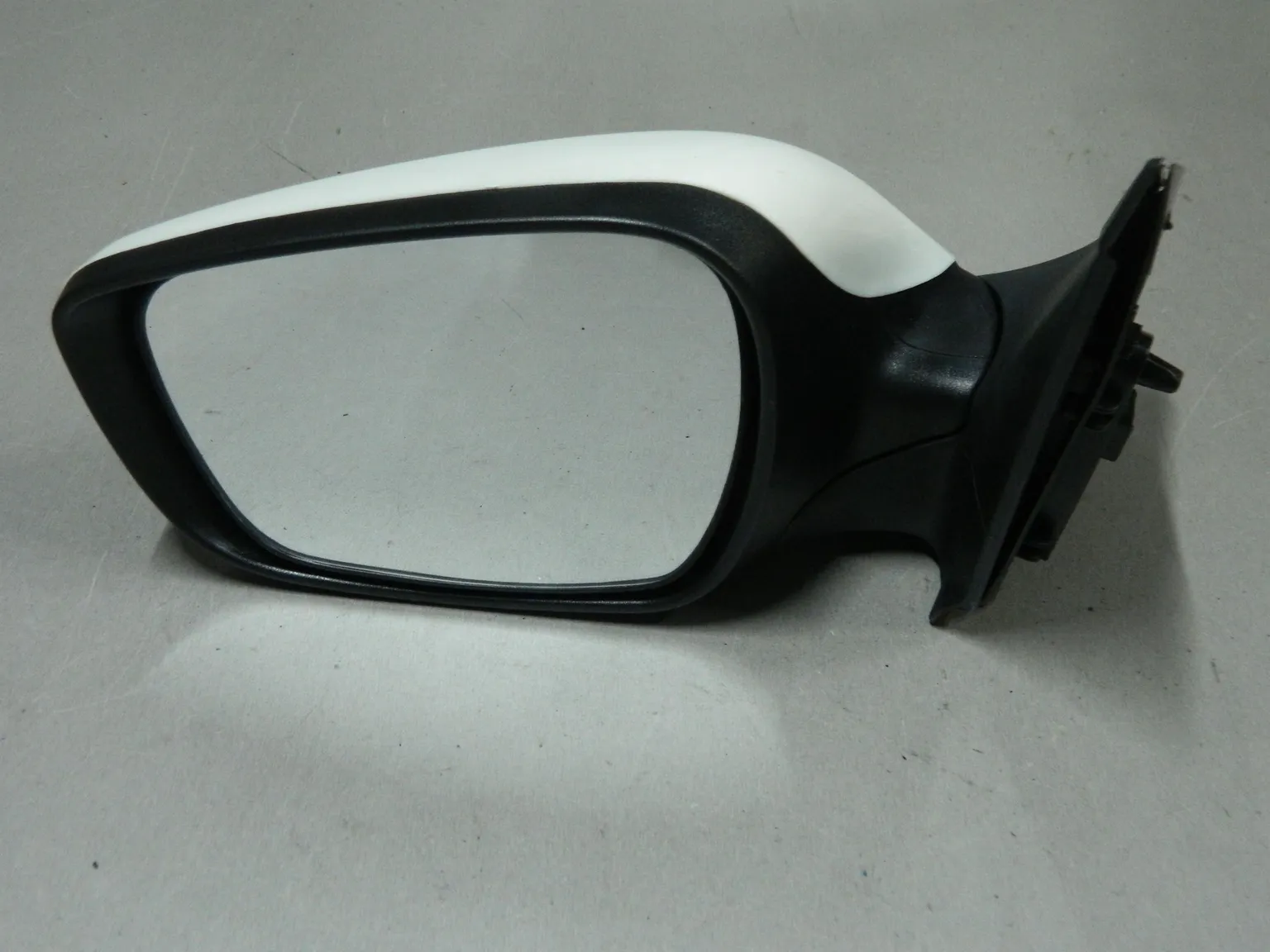 Зеркало JORDEN JH02ACT11013EL HYUNDAI SOLARIS 10-17 электр Перед Лев 876104L030