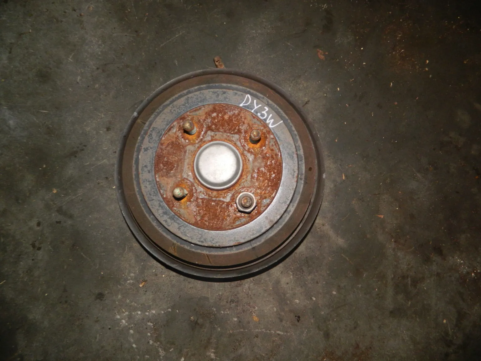 Ступица MAZDA DEMIO DY3W Зад (Контрактный) 1001570945