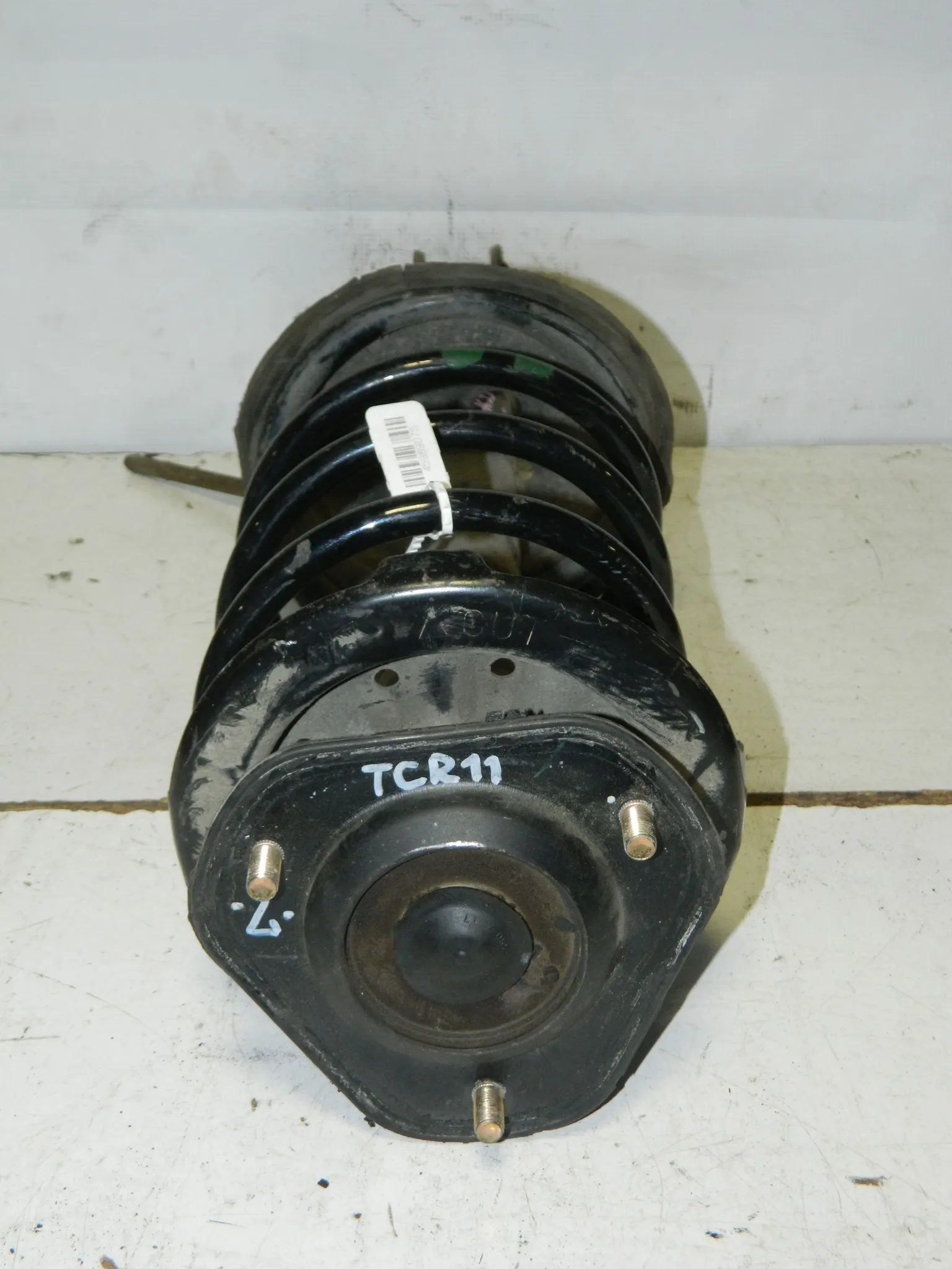 Стойка подвески TOYOTA ESTIMA TCR11 Перед Лев (Контрактный) 45989075
