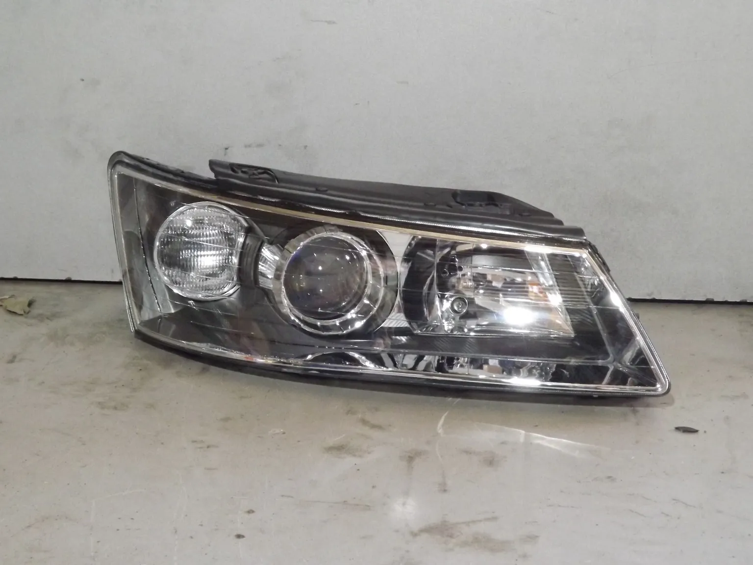 Фара ATB 1AHSN408A3R HYUNDAI SONATA IV (EF) 2001 - 2012 Рестайлинг / Галоген без кор / Перед Прав
