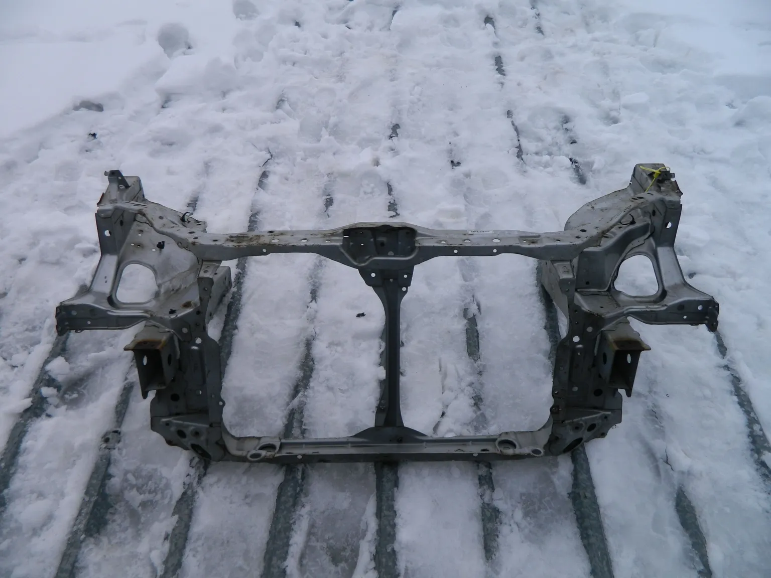 Рамка радиатора HONDA CIVIC EU1 (Контрактный) 79773962