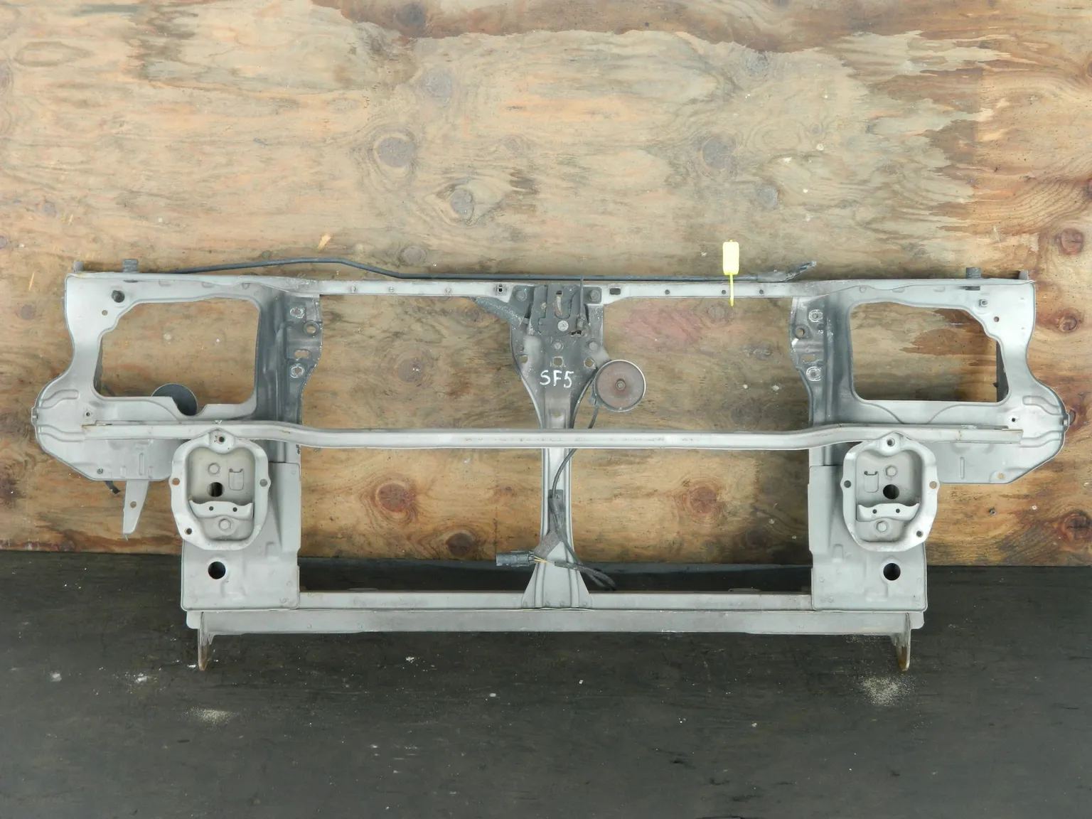 Рамка радиатора SUBARU FORESTER SF5 (Контрактный) 94584228