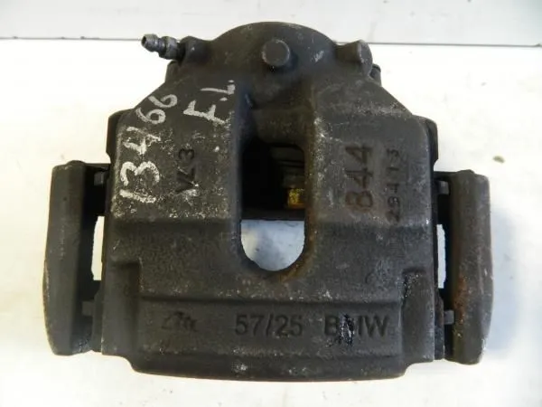 Суппорт BMW X3 E83 Перед Лев (Контрактный)