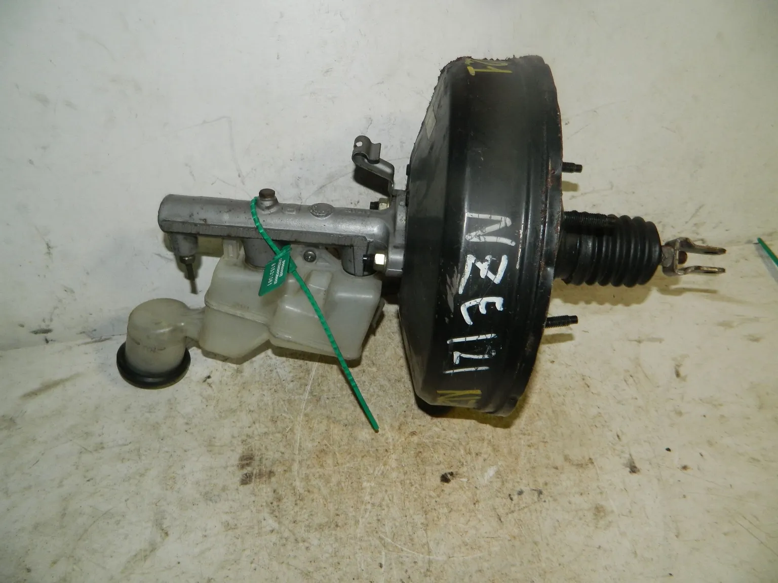 Вакуумный усилитель TOYOTA COROLLA NZE121 (Контрактный) 81531081