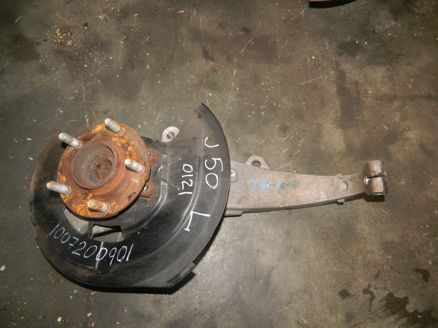 Ступица INFINITI EX35 J50 Перед Лев (Контрактный) 1007200901