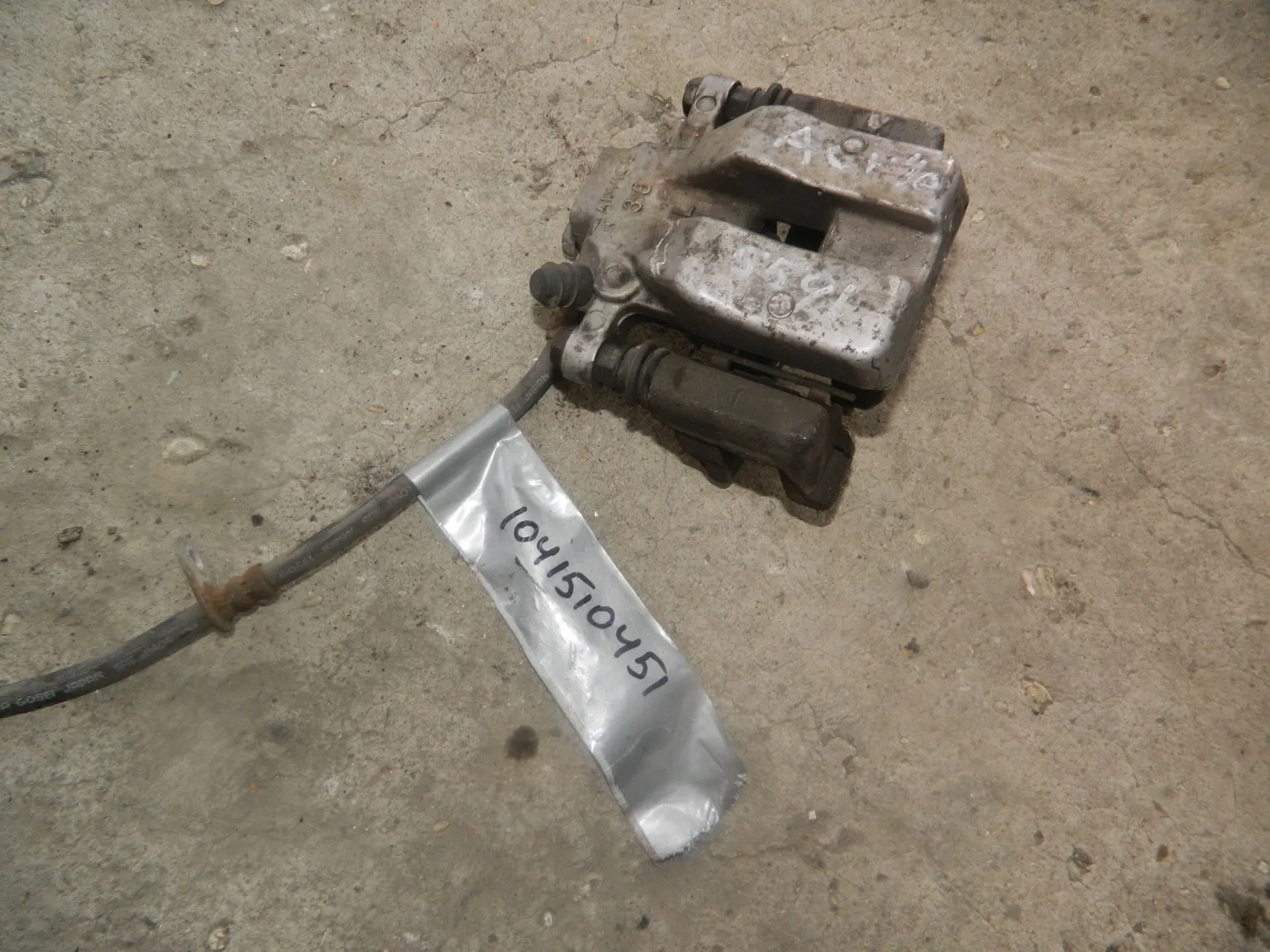 Суппорт TOYOTA CAMRY ACV40 Зад Лев (Кoнтрактный) 1041510451