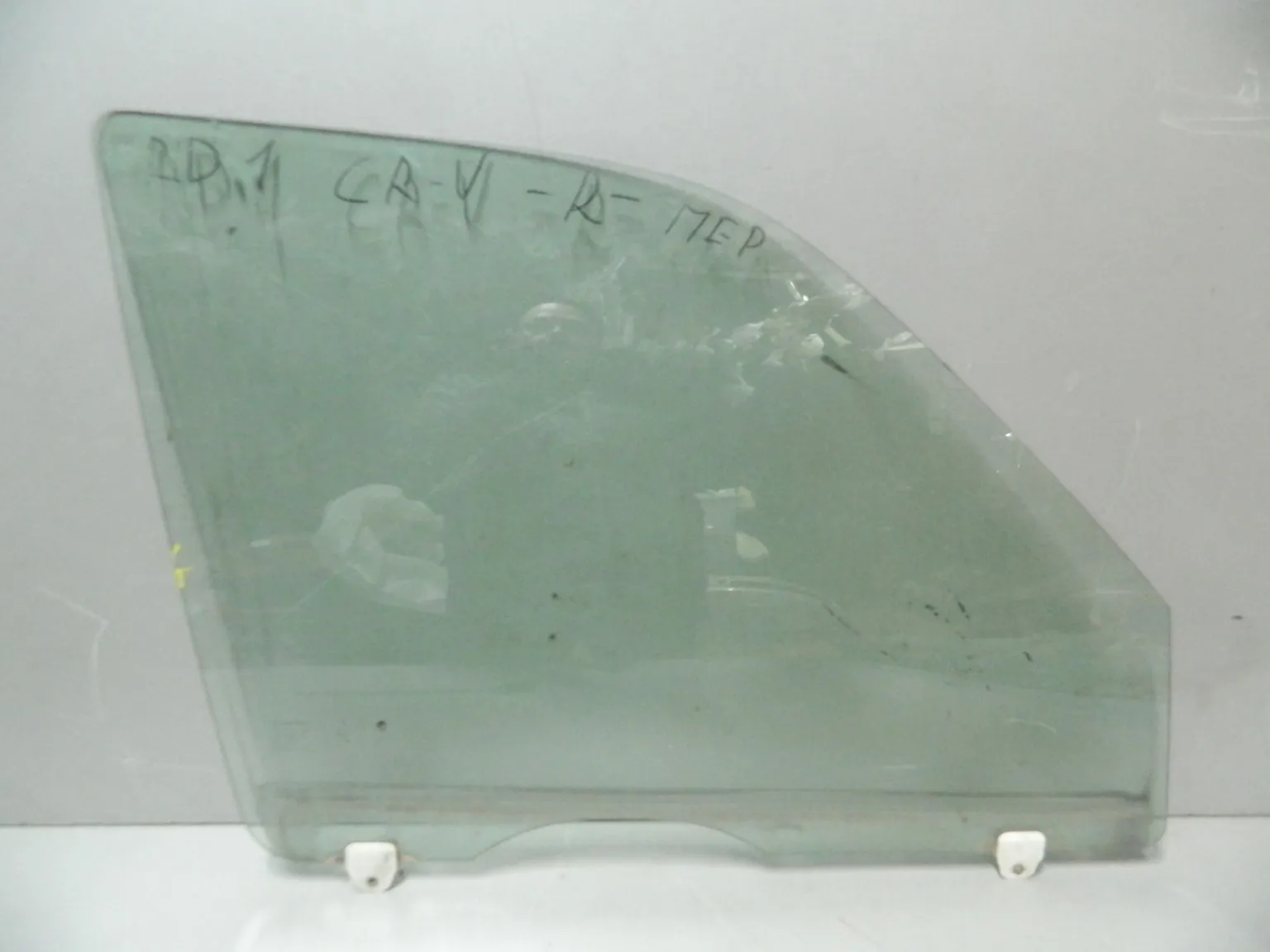 Стекло двери HONDA CR-V RD1 Перед Прав (Контрактный) 79590923