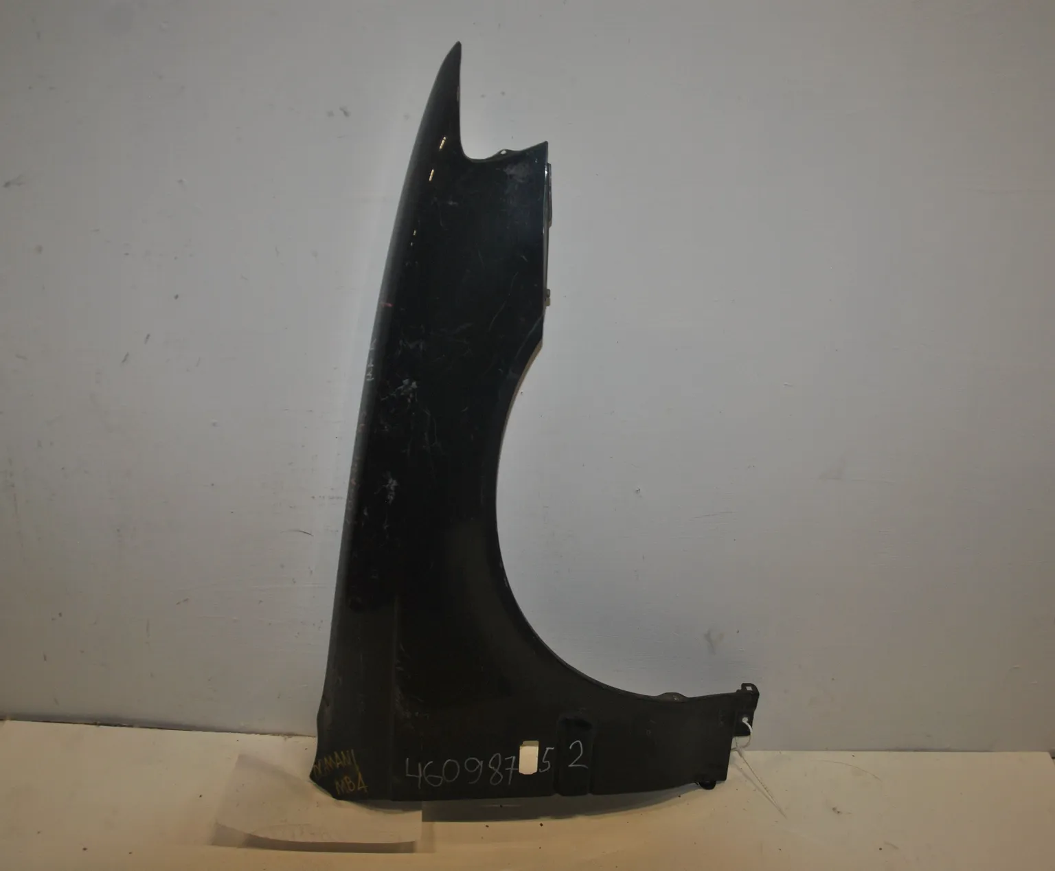 Крыло HONDA DOMANI MB4 Перед Прав (Контрактный) 46098752