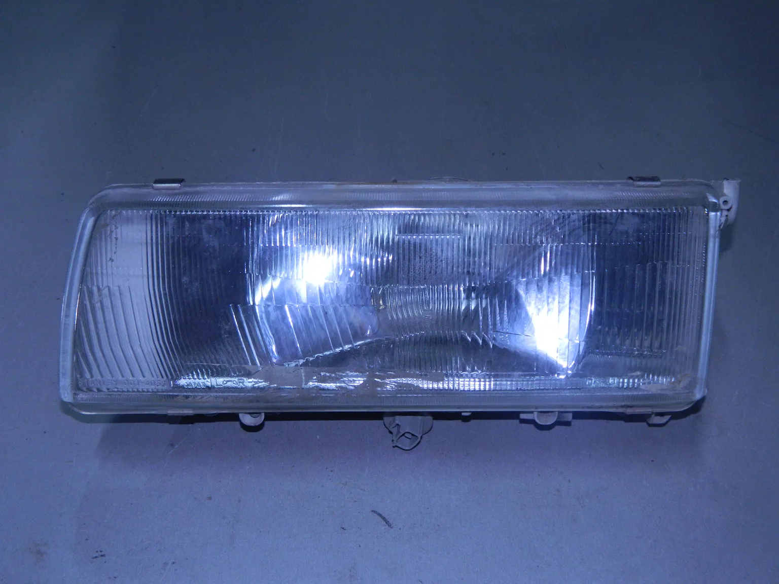 Фара MAZDA BONGO SSF8R Перед Лев (Контрактный) 69586409