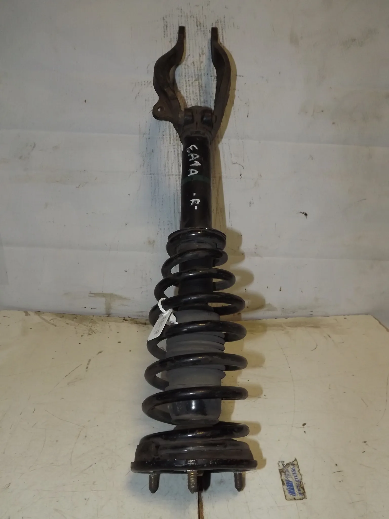 Стойка подвески MITSUBISHI GALANT EA1A Перед Прав (Контрактный) 35023476