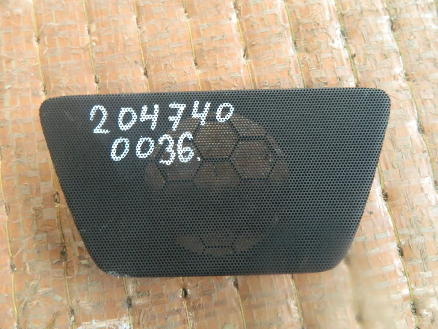 Накладка динамика HONDA ACCORD CU2 Перед (Контрактный) 2047400036