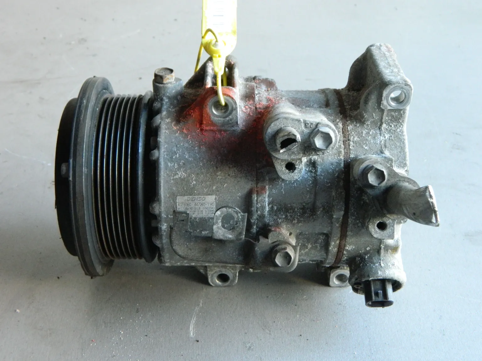 Компрессор кондиционера TOYOTA 2AZFE (Контрактный) 40940507