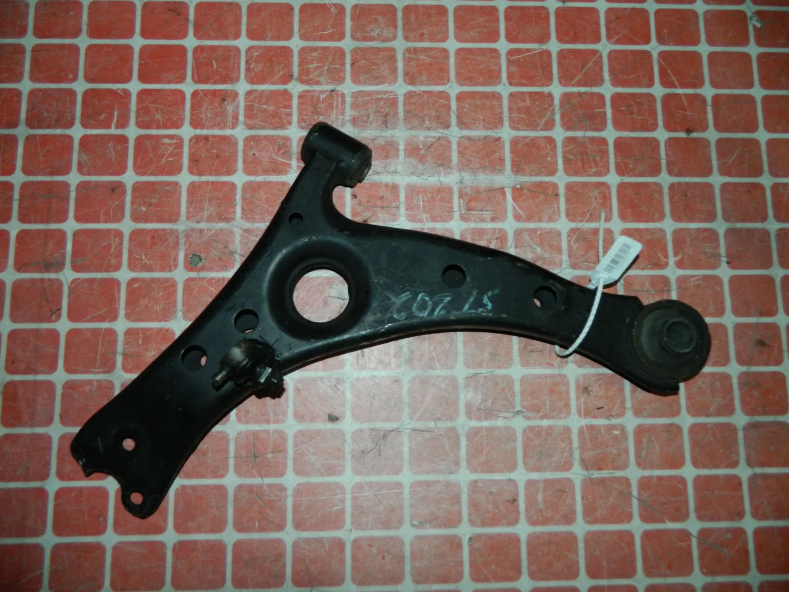 Рычаг подвески TOYOTA CARINA ED ST202 Перед Лев (Контрактный) 45992652