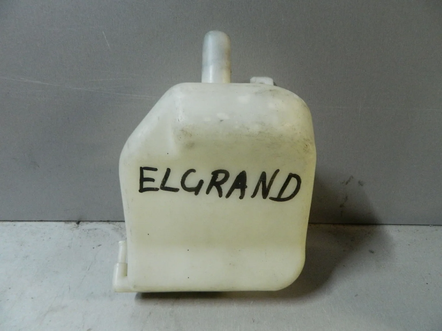 Бачок расширительный NISSAN ELGRAND APE50 (Контрактный) 79591999