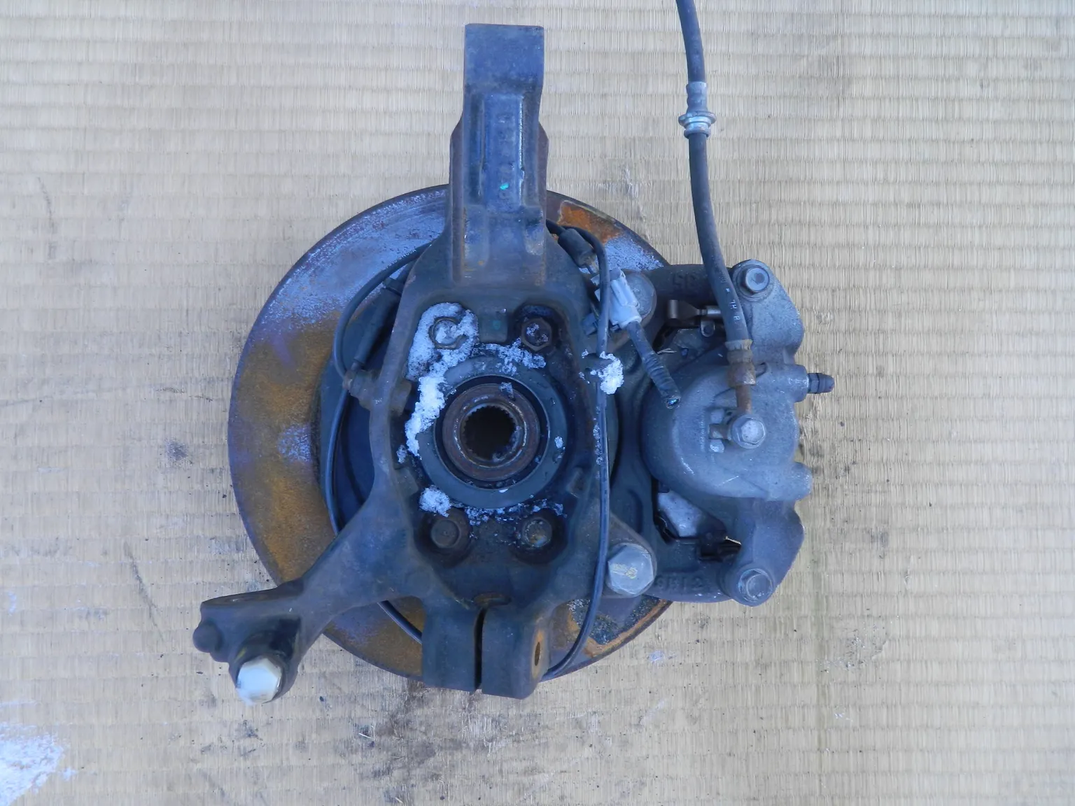 Ступица NISSAN TEANA J32 VQ25 Перед Лев (Контрактный) 21148195