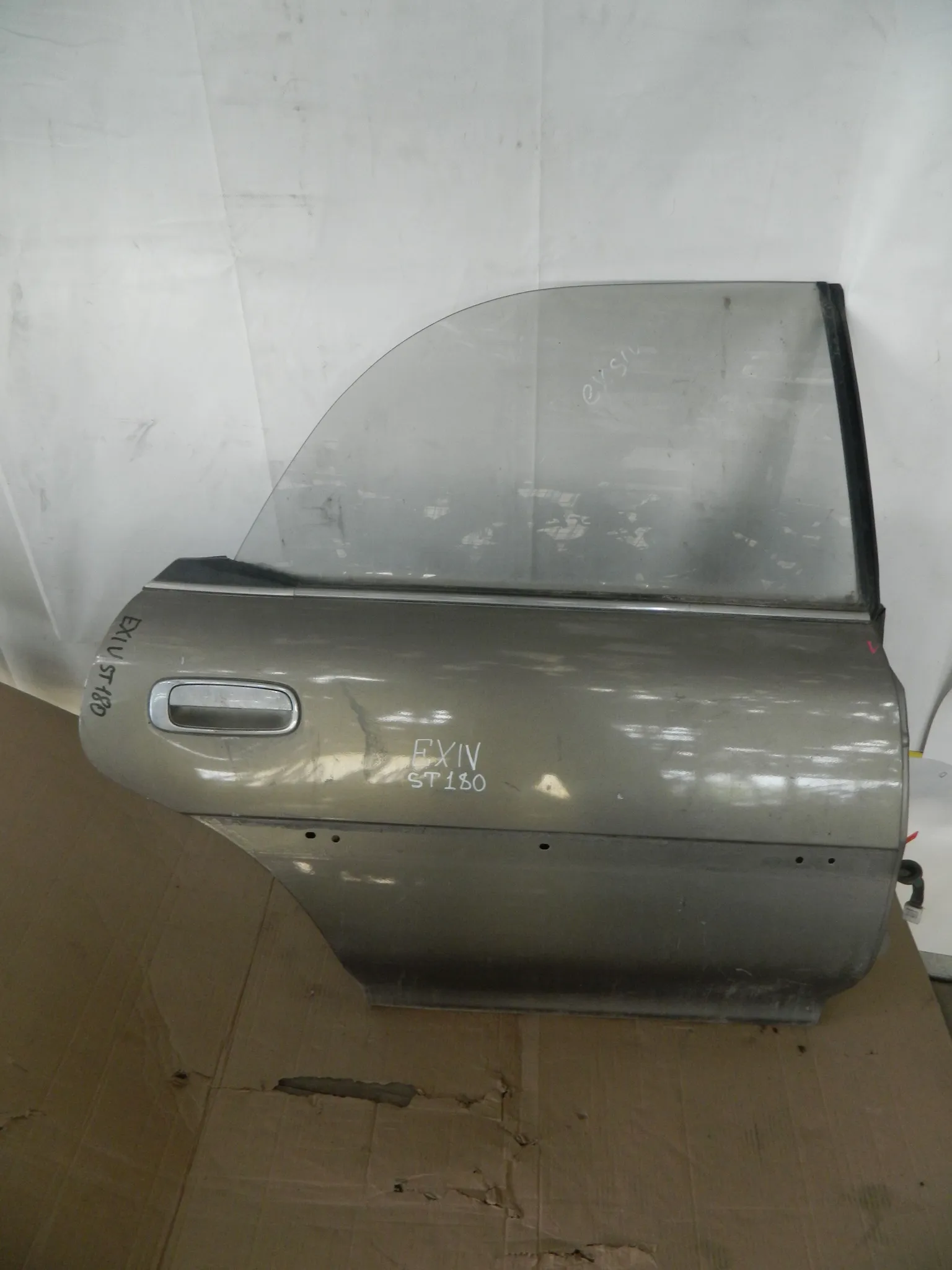 Дверь TOYOTA CORONA EXIV ST180 Зад Прав (Контрактный) 65243283 6700320680