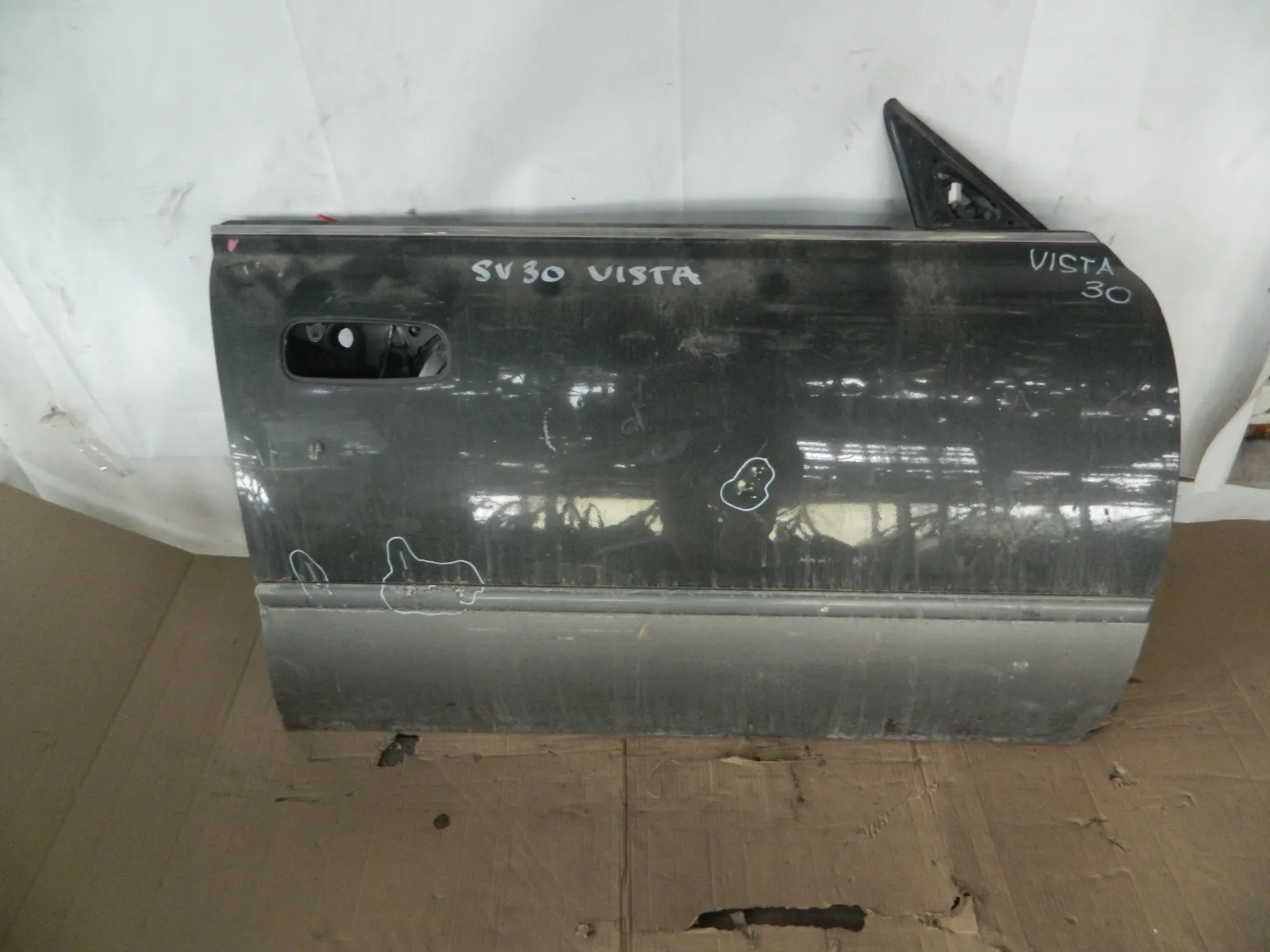 Дверь TOYOTA VISTA SV30 Перед Прав (Контрактный) 65243258 6700132310