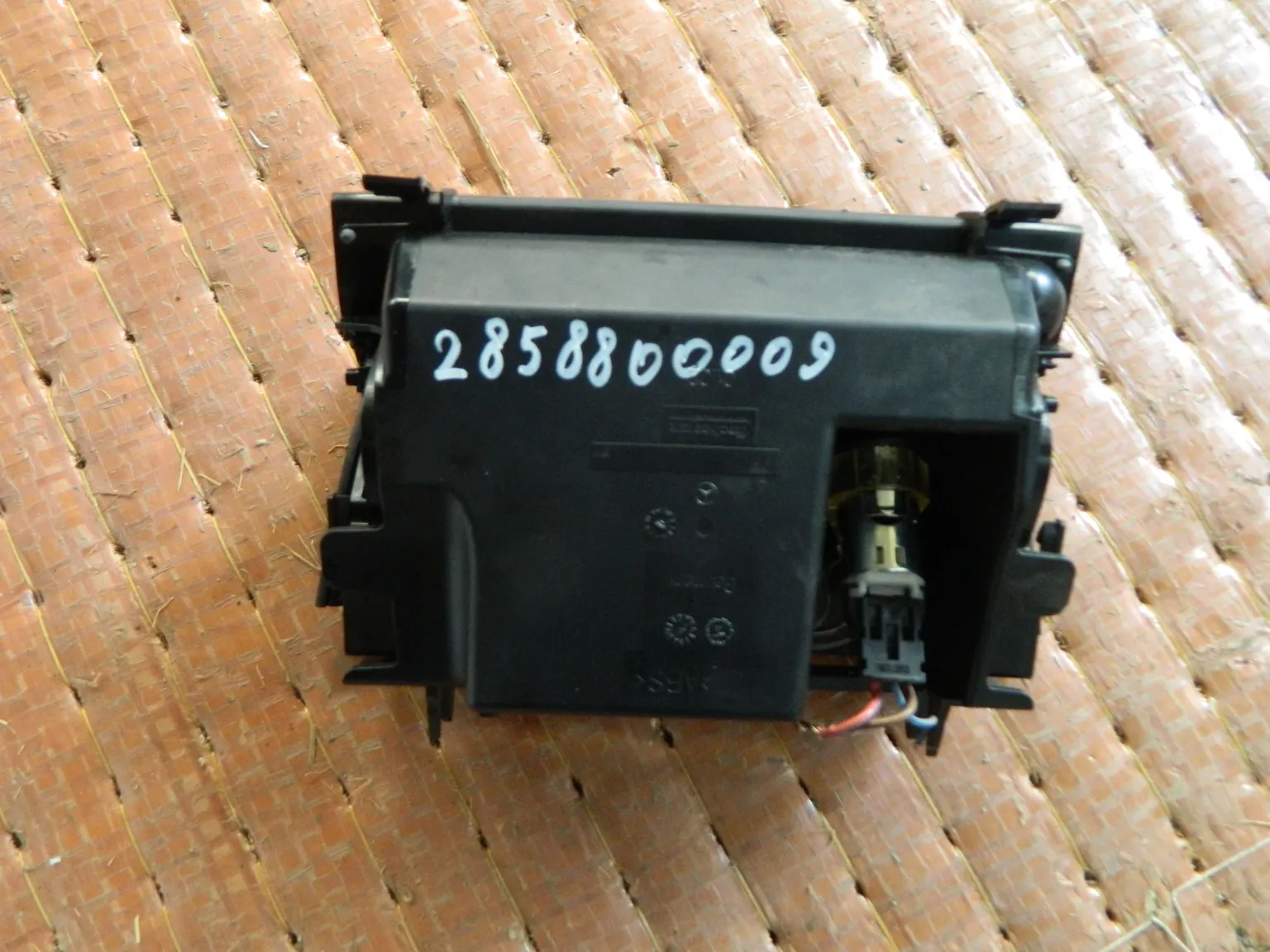 Пепельница MERCEDES-BENZ E-CLASS W211 (Контрактный) 2858800009