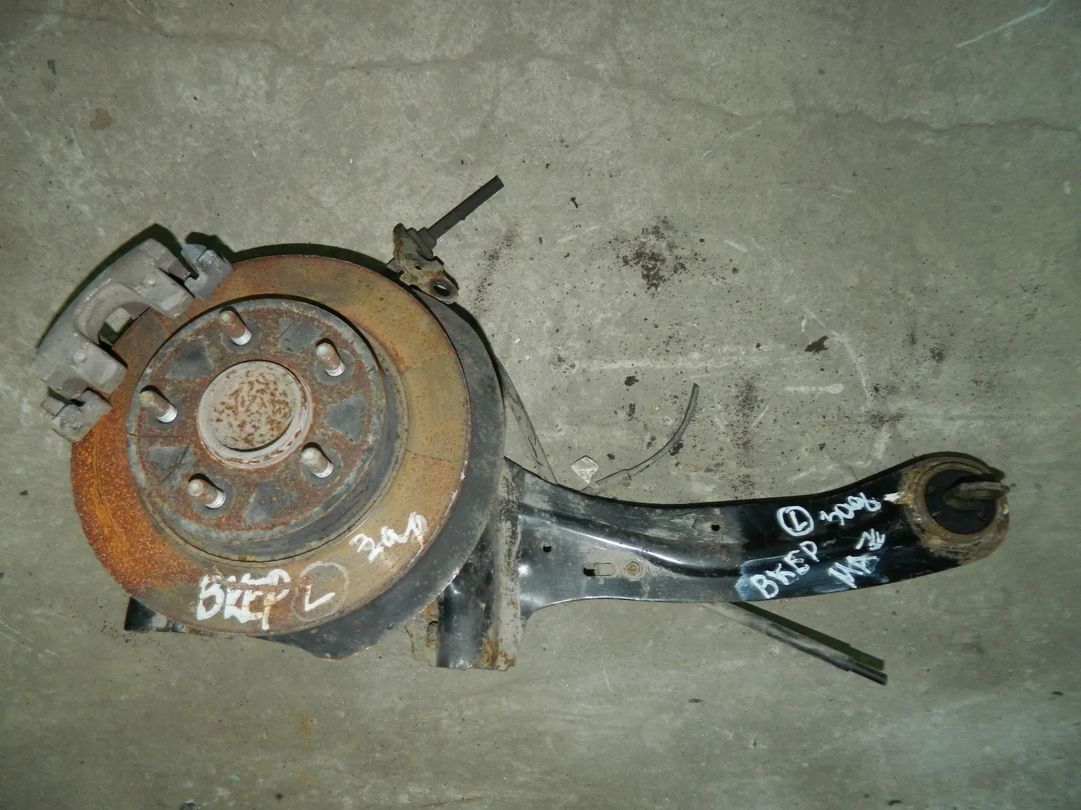 Ступица MAZDA MAZDA3 BK Зад Прав (Контрaктный) 79591254