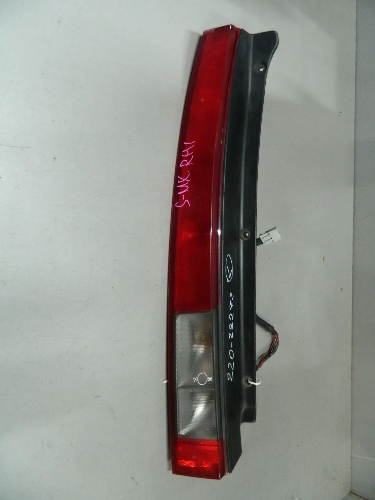 Фонарь HONDA S-MX RH1 Зад Лев (Контрактный) 68000846