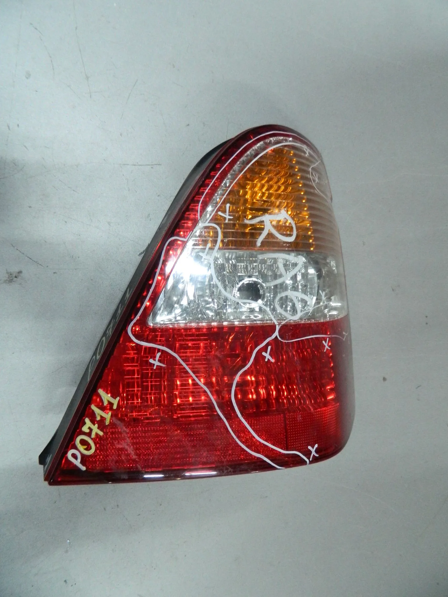 Фонарь HONDA ODYSSEY RA7 Зад Прав 0711 (Контрактный) 6995385