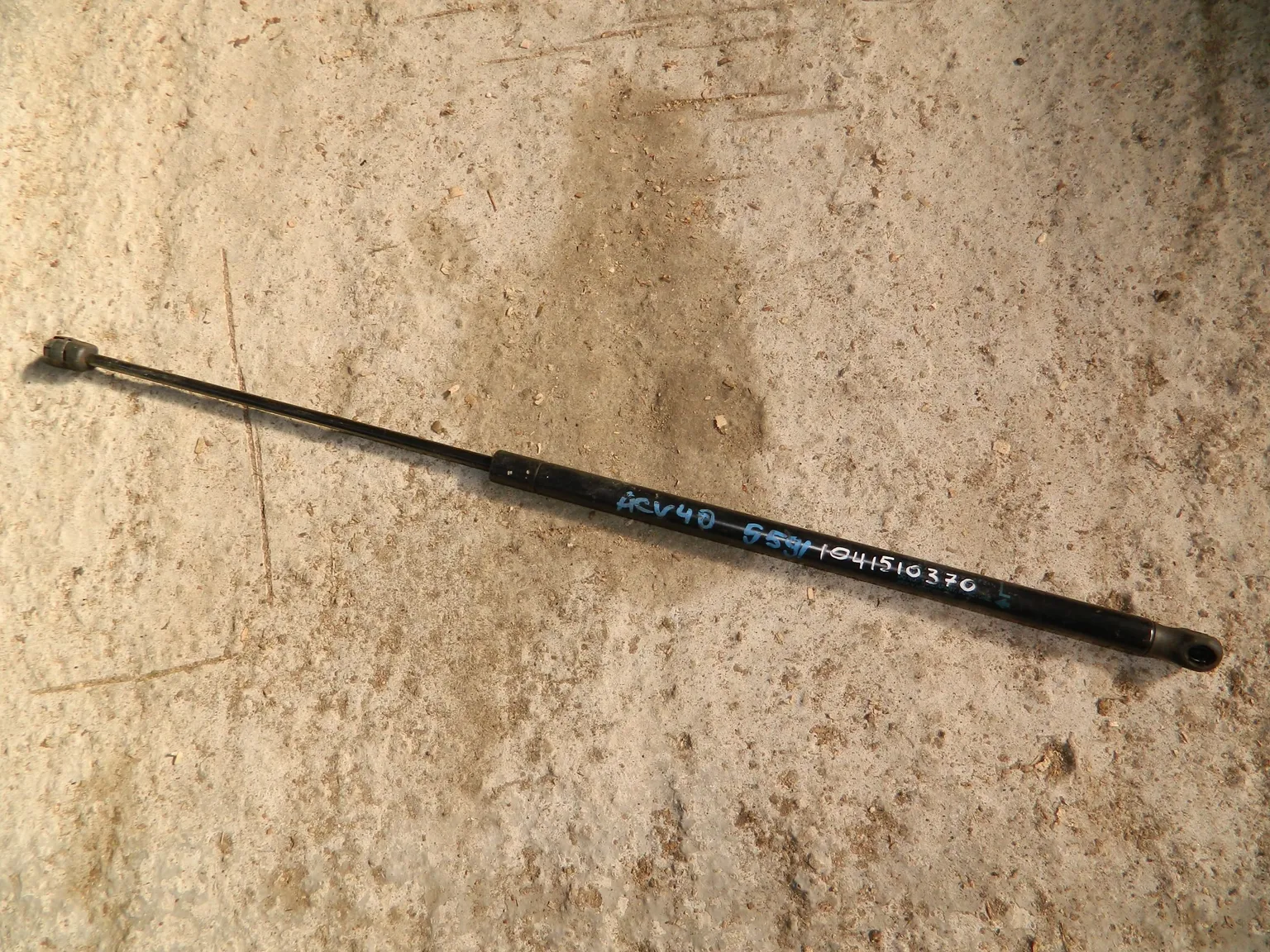 Амортизатор капота TOYOTA CAMRY ACV40 (Контрактный) 1041510370