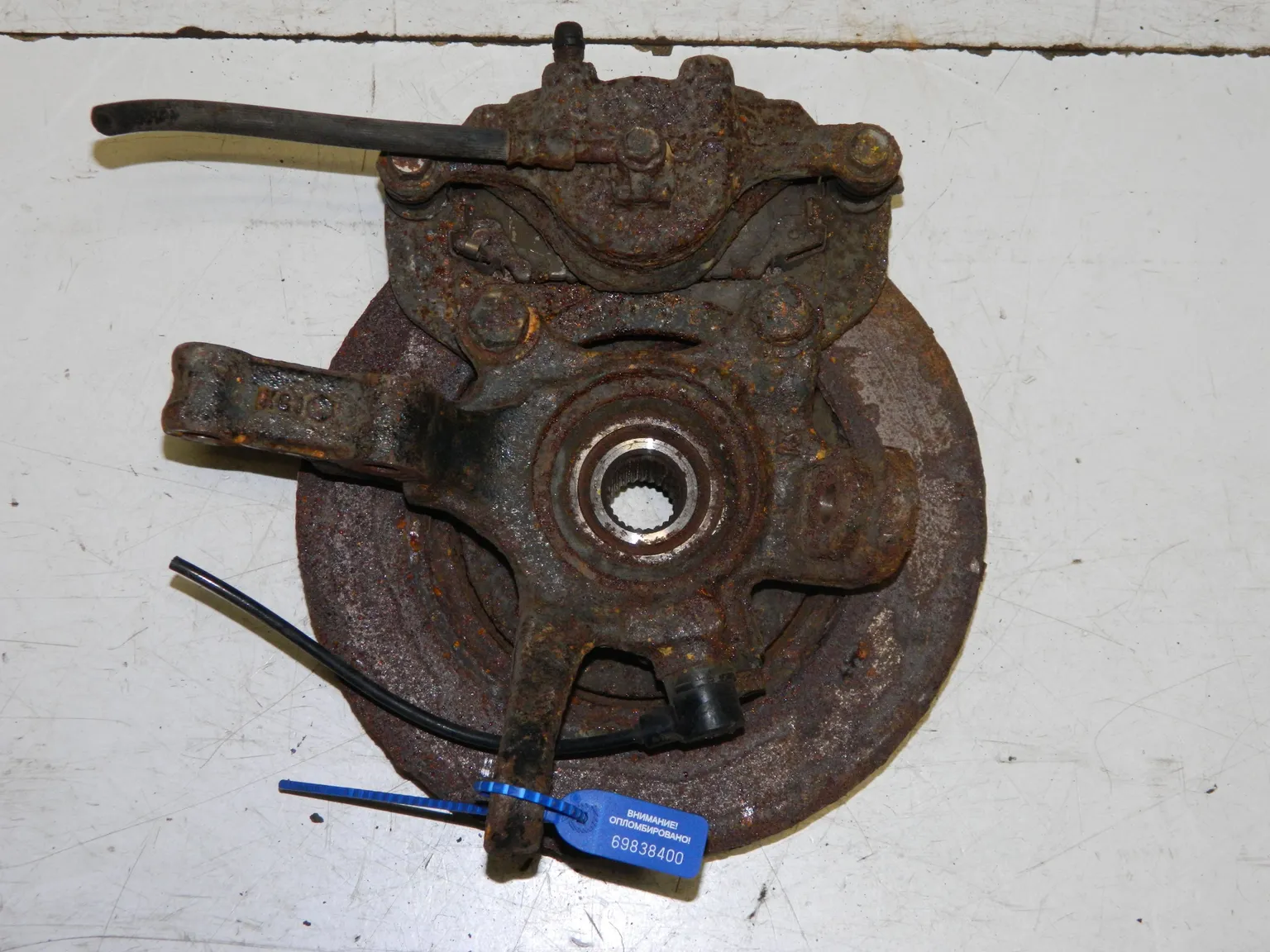 Ступица NISSAN SUNNY FB15 Перед Лев (Контрактный) 69838400