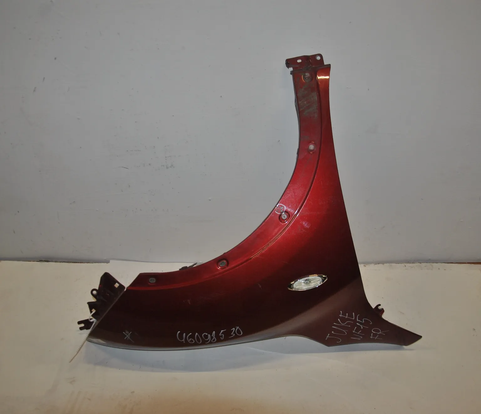 Крыло NISSAN JUKE NF15 Перед Прав (Контрактный) 46098530