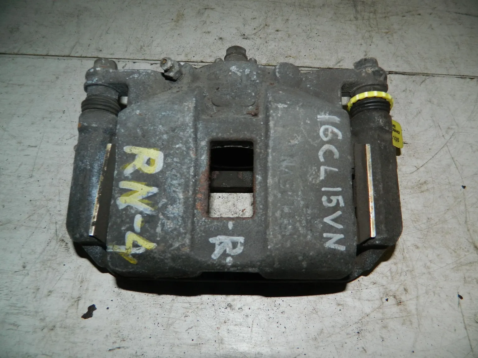 Суппорт тормозной HONDA STREAM RN4 Перед Прав (Контрактный) 79773136