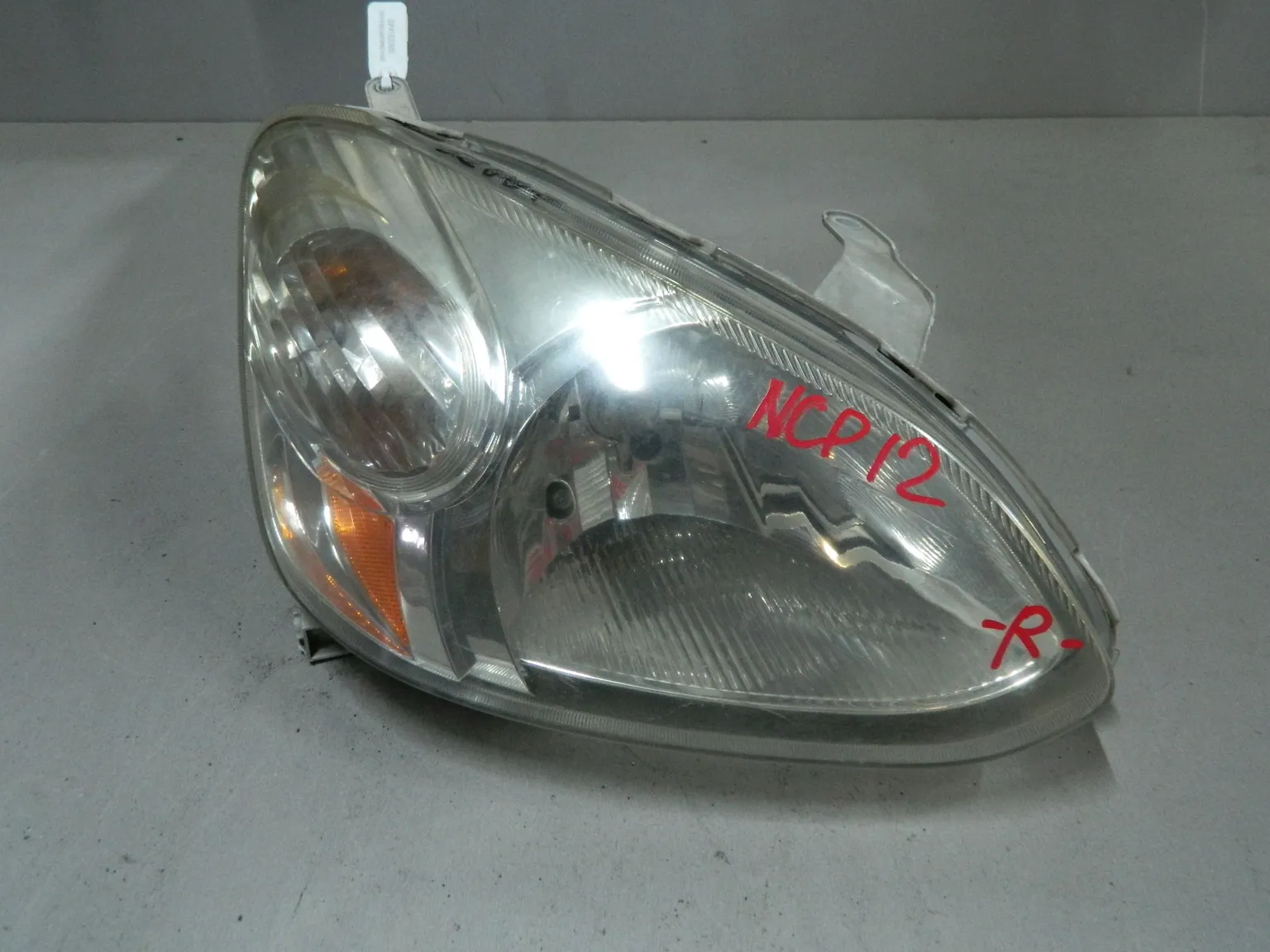 Фара TOYOTA PLATZ NCP12 Перед Прав 52067 (Контрактный) 68000449