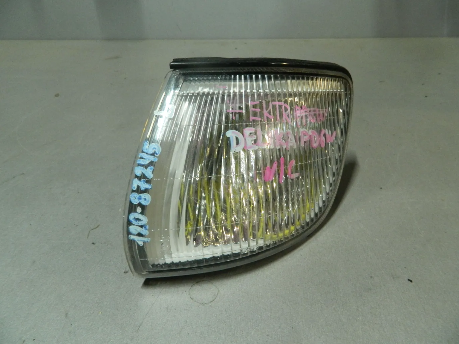 Габарит MITSUBISHI DELICA PD6W Перед Лев (Контрактный) 79768337