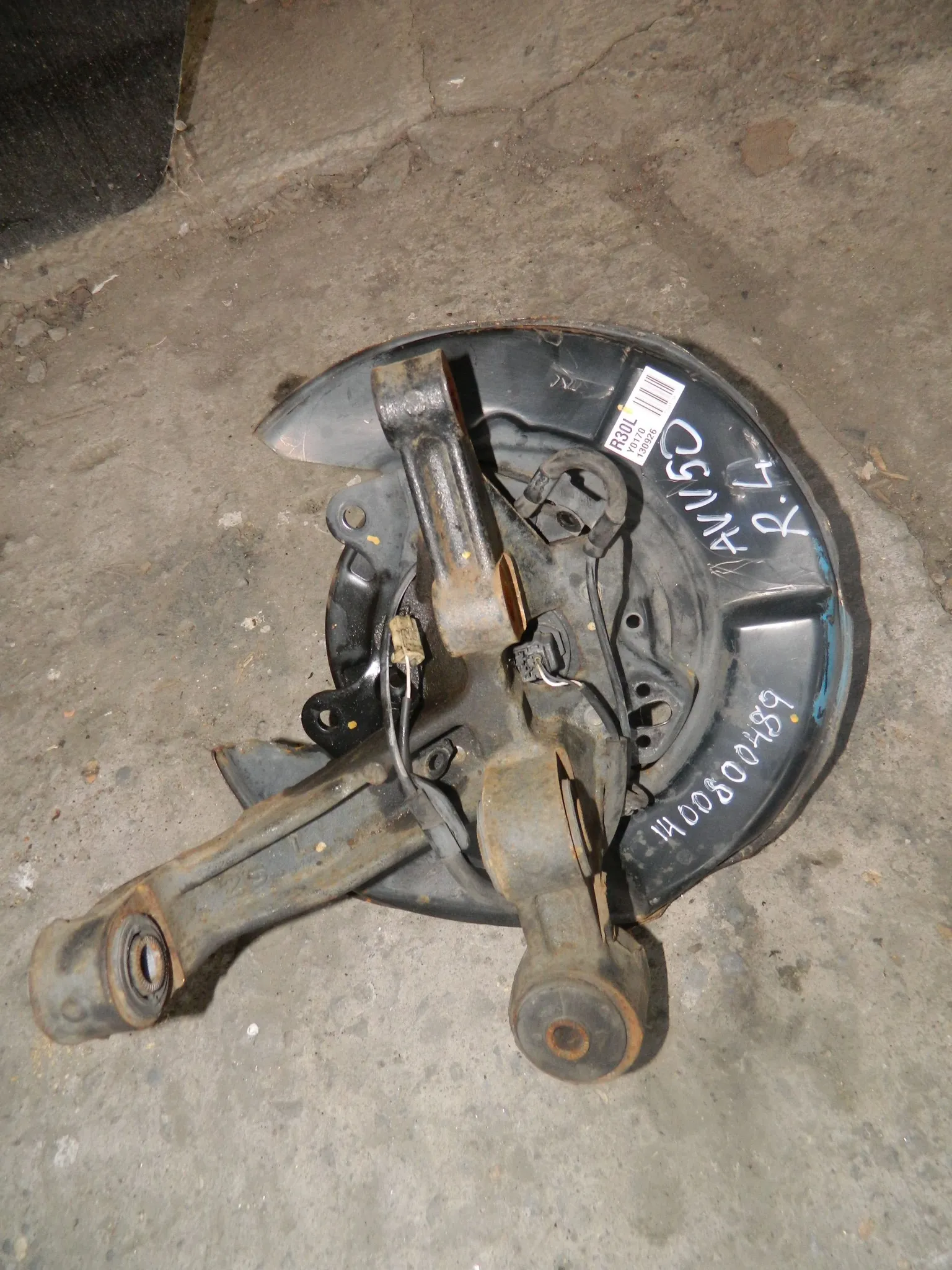 Ступица TOYOTA CAMRY AVV50 Зад Лев (Контрактный) 1400800489