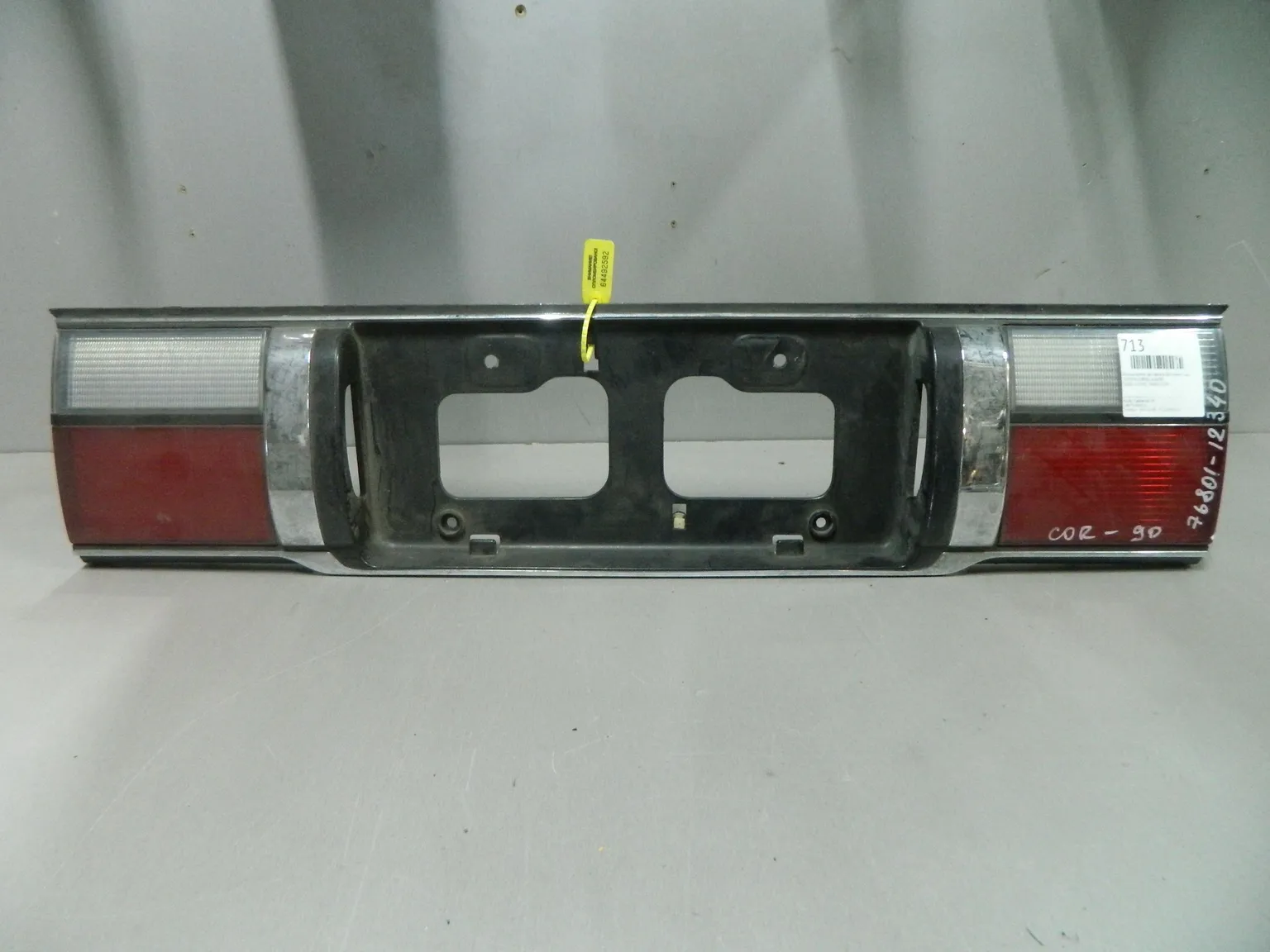 Фонарь TOYOTA COROLLA AE90 Зад (Контрактный) 64492592