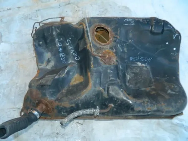 Топливный бак TOYOTA COROLLA CERES AE100 4AFE 0271604