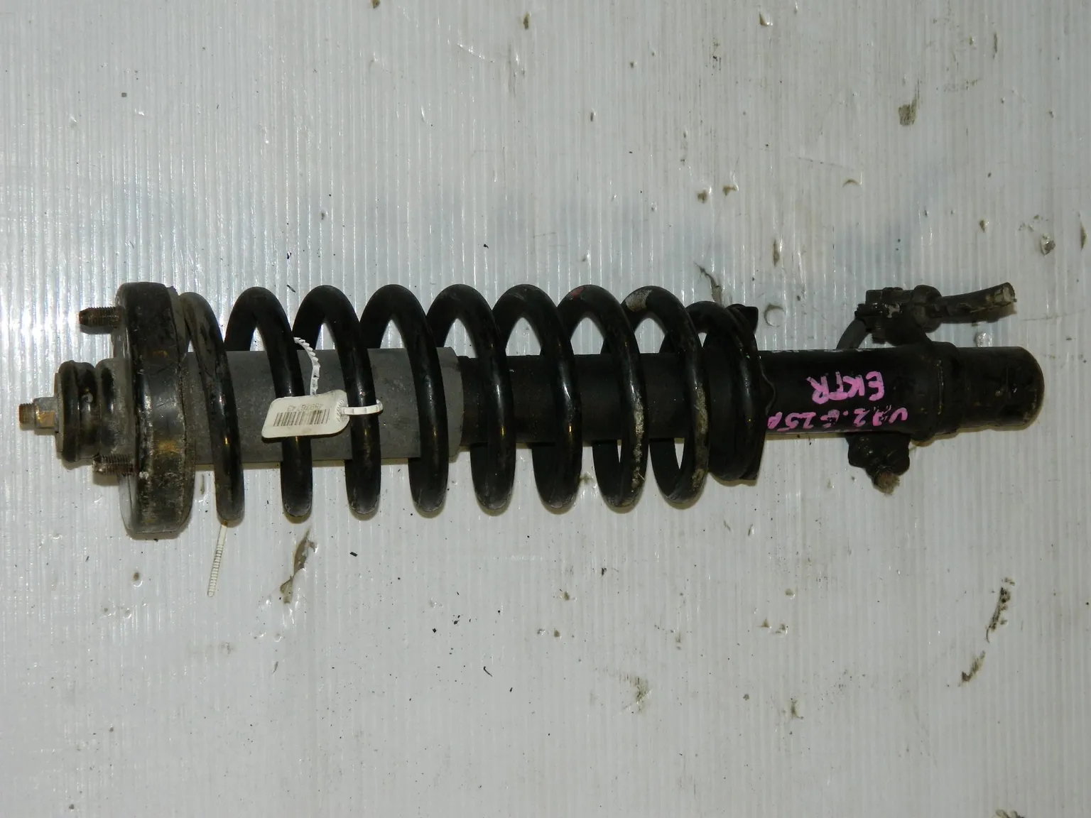 Стойка подвески HONDA INSPIRE UA2 Перед (Контрактный) 45976743