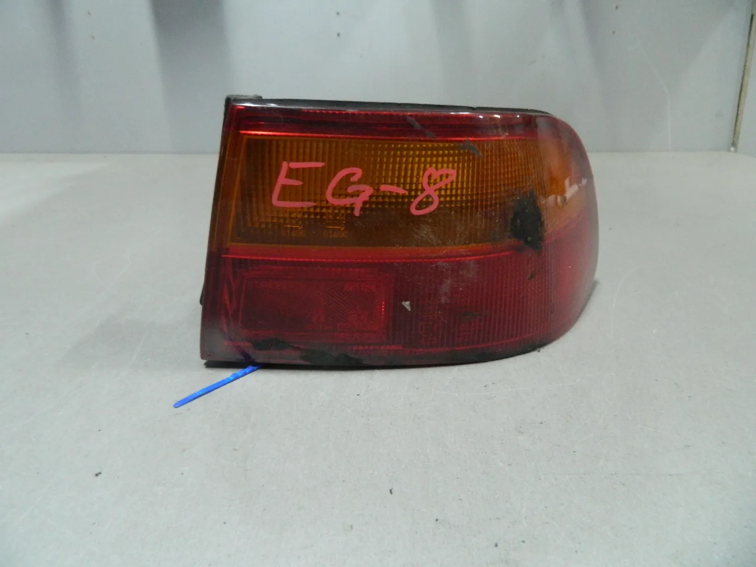 Фонарь HONDA CIVIC FERIO EG8 Зад Прав (Контрактный) 69838947