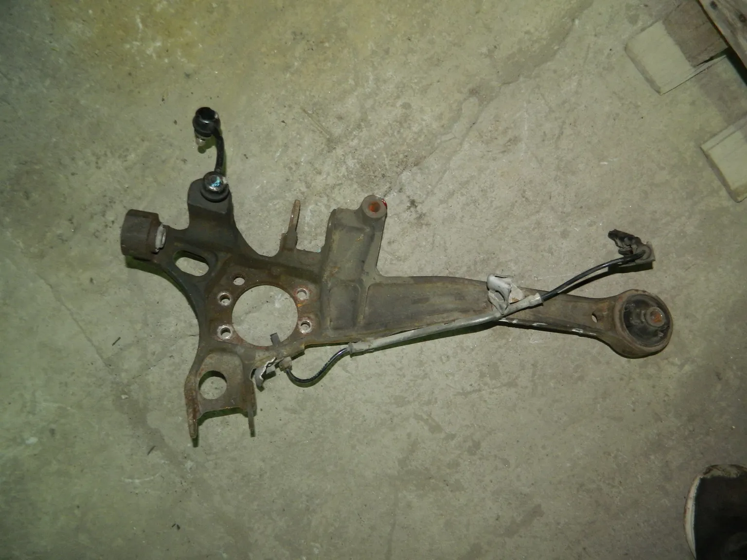 Кулак SUBARU LEGACY BH5 Зад Прав (Контрактный) 79586807