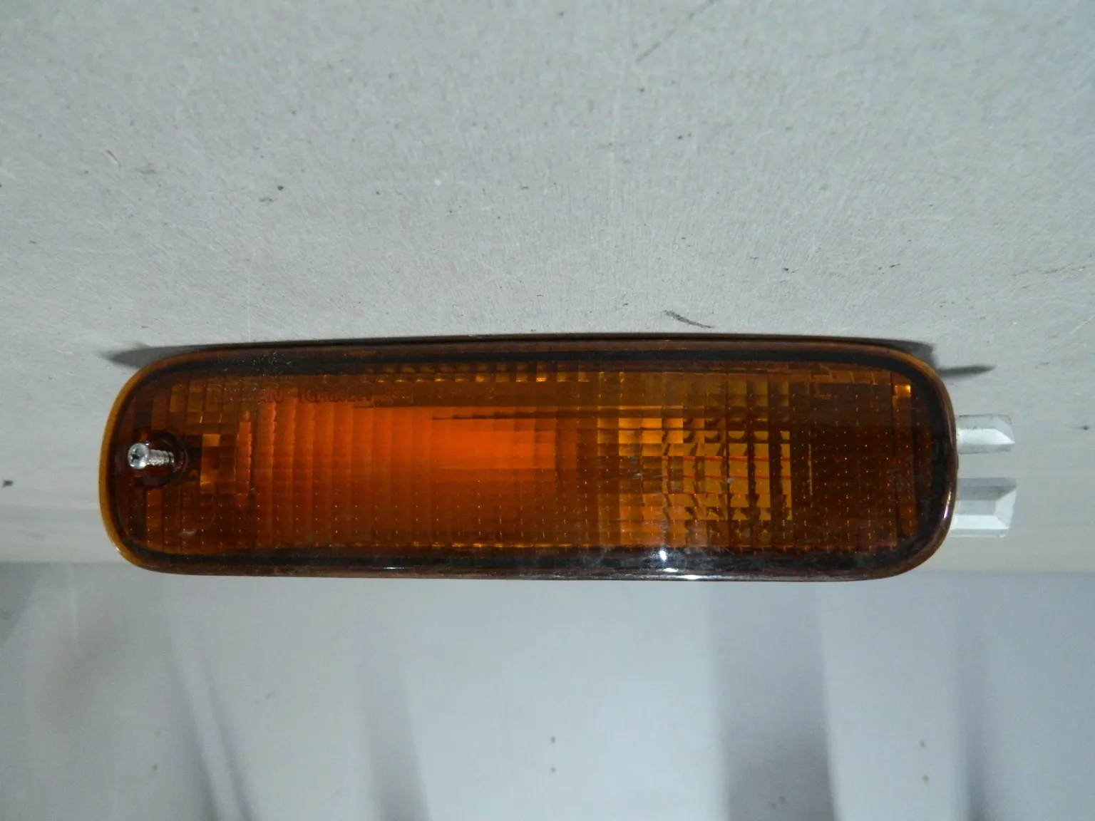 Габарит NISSAN BLUEBIRD EU14 Перед Лев 3387 (Контрактный) 72367072