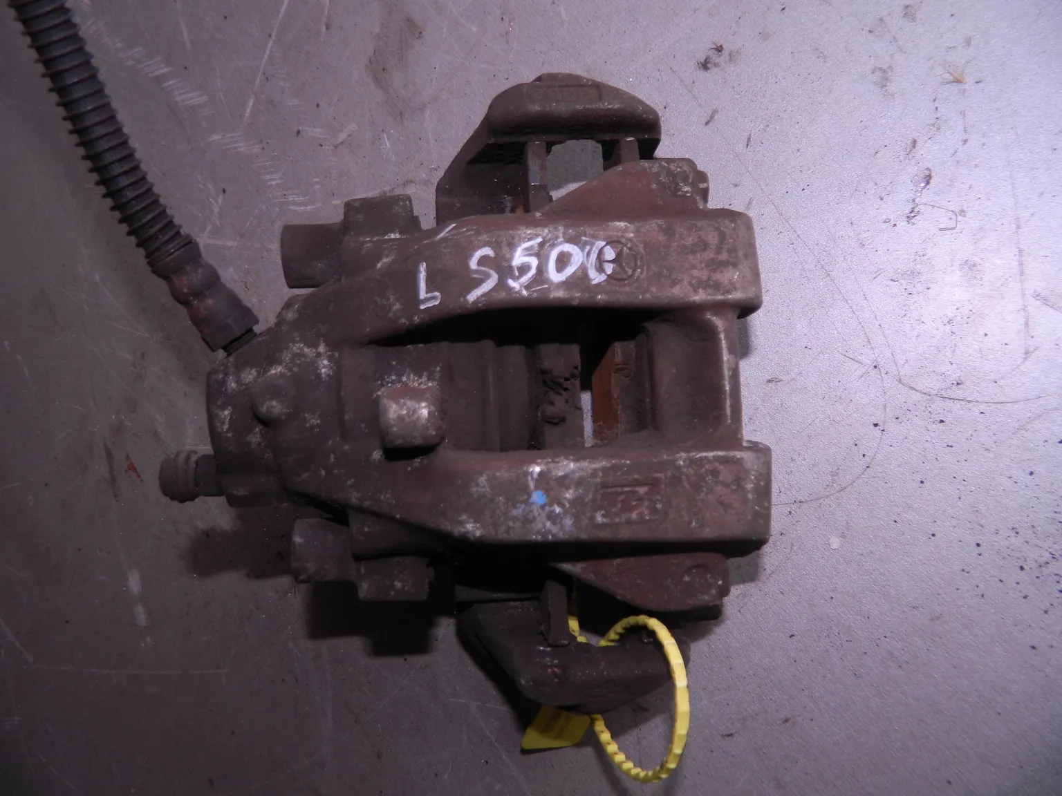 Суппорт MERCEDES-BENZ S-Class W220 Зад Лев (Контрактный) 94599902