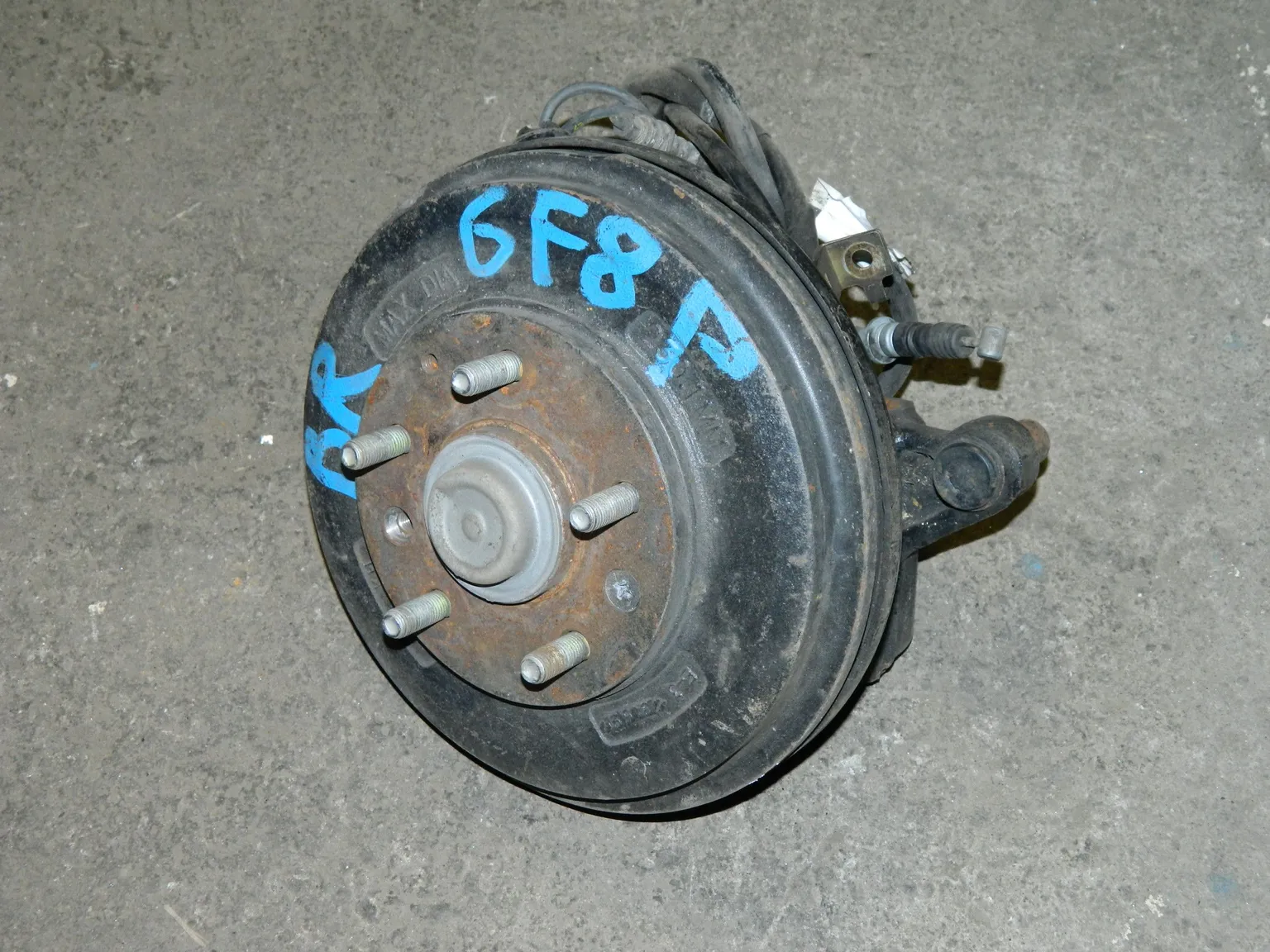 Ступица MAZDA CAPELLA GF8P Зад Прав (Контрактный) 64492909