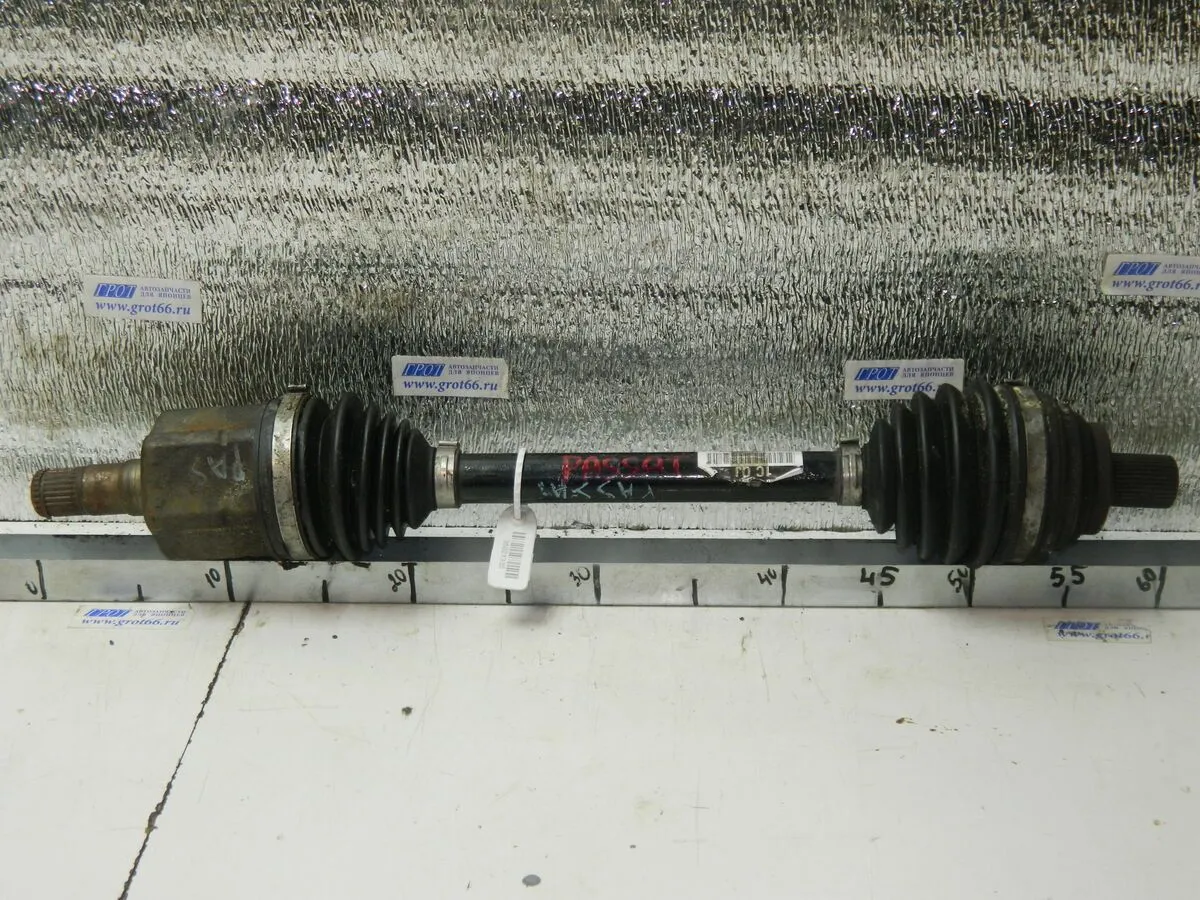 Привод VOLKSWAGEN PASSAT B6 BZB Перед Лев (Контрактный) 35021335