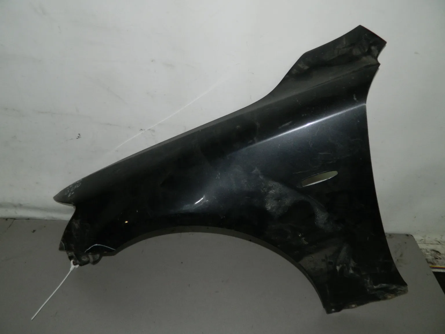 Крыло LEXUS IS200D GSE20 Перед. Лев. (Контрактный) 45976064