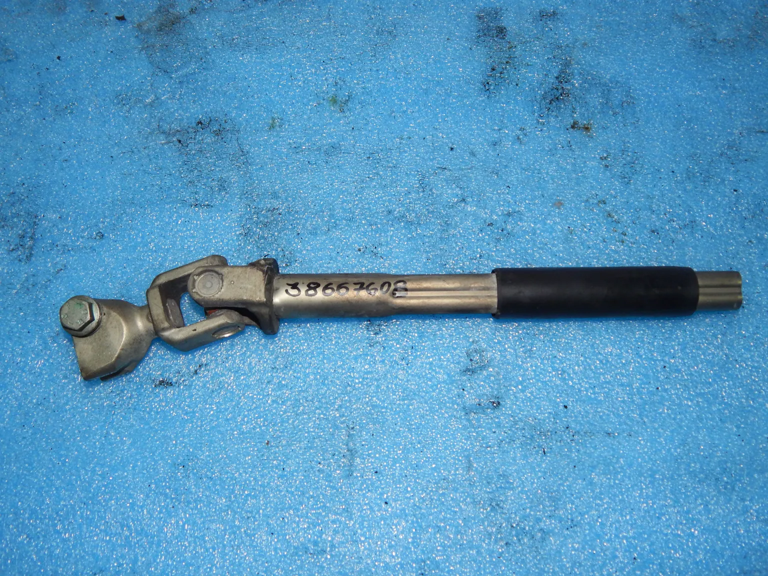 Кардан рулевой PORSCHE CAYENNE 955 (Контрактный) 38667608