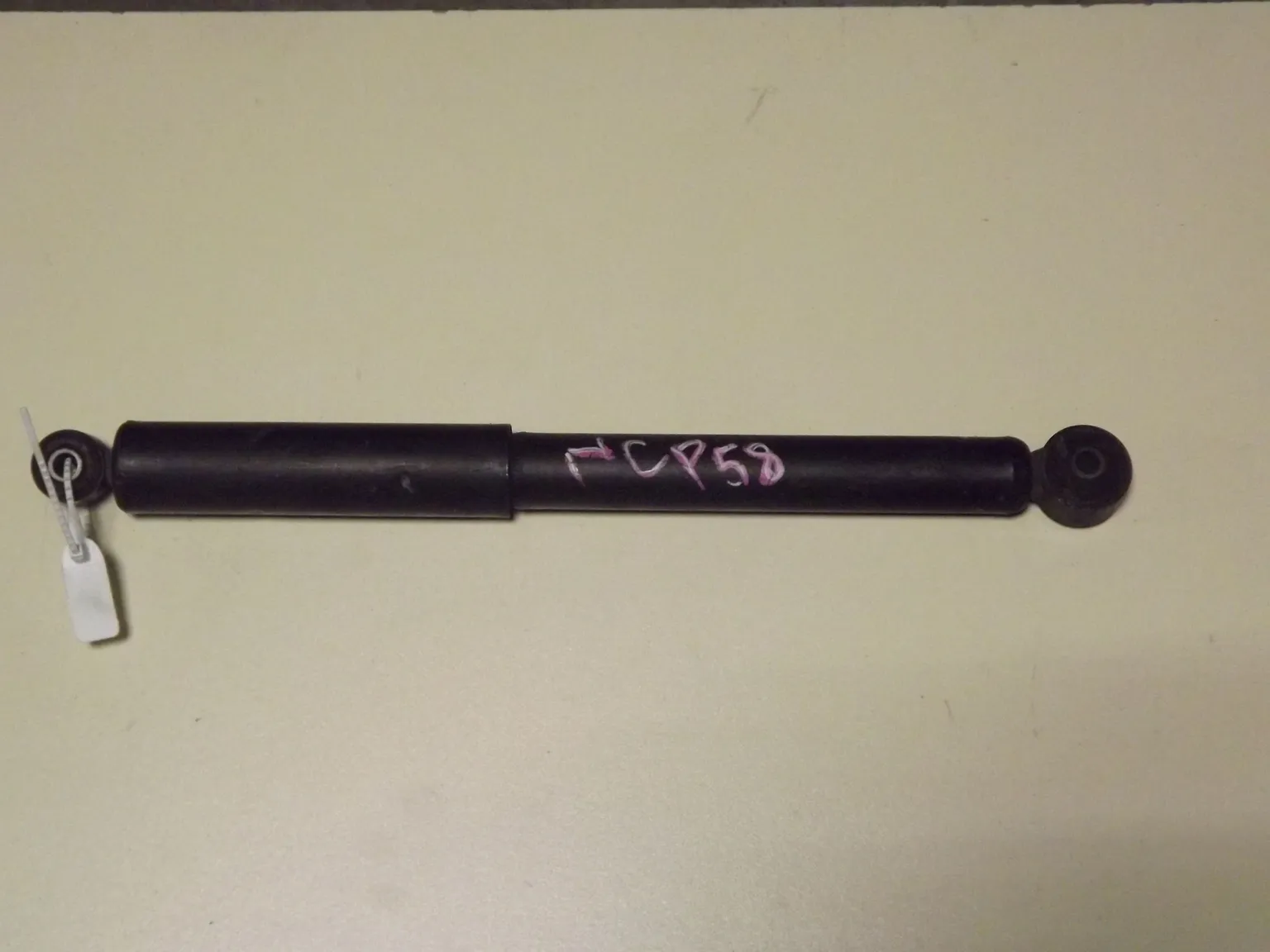 Амортизатор TOYOTA PROBOX NCP58 Зад (Контрактный) 45992137