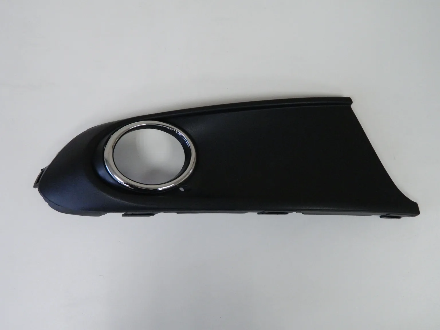 Накладка ПТФ JORDEN JH02POL11004AR VOLKSWAGEN POLO 10- (накладка ПТФ) RH 6RU853666C