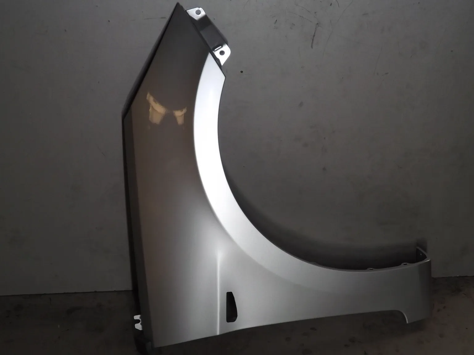 Крыло ATB 1AHS1031FRRHM HYUNDAI SOLARIS I 10 - 17 "Серебристый" (Sleek Silver) под повт Перед Прав