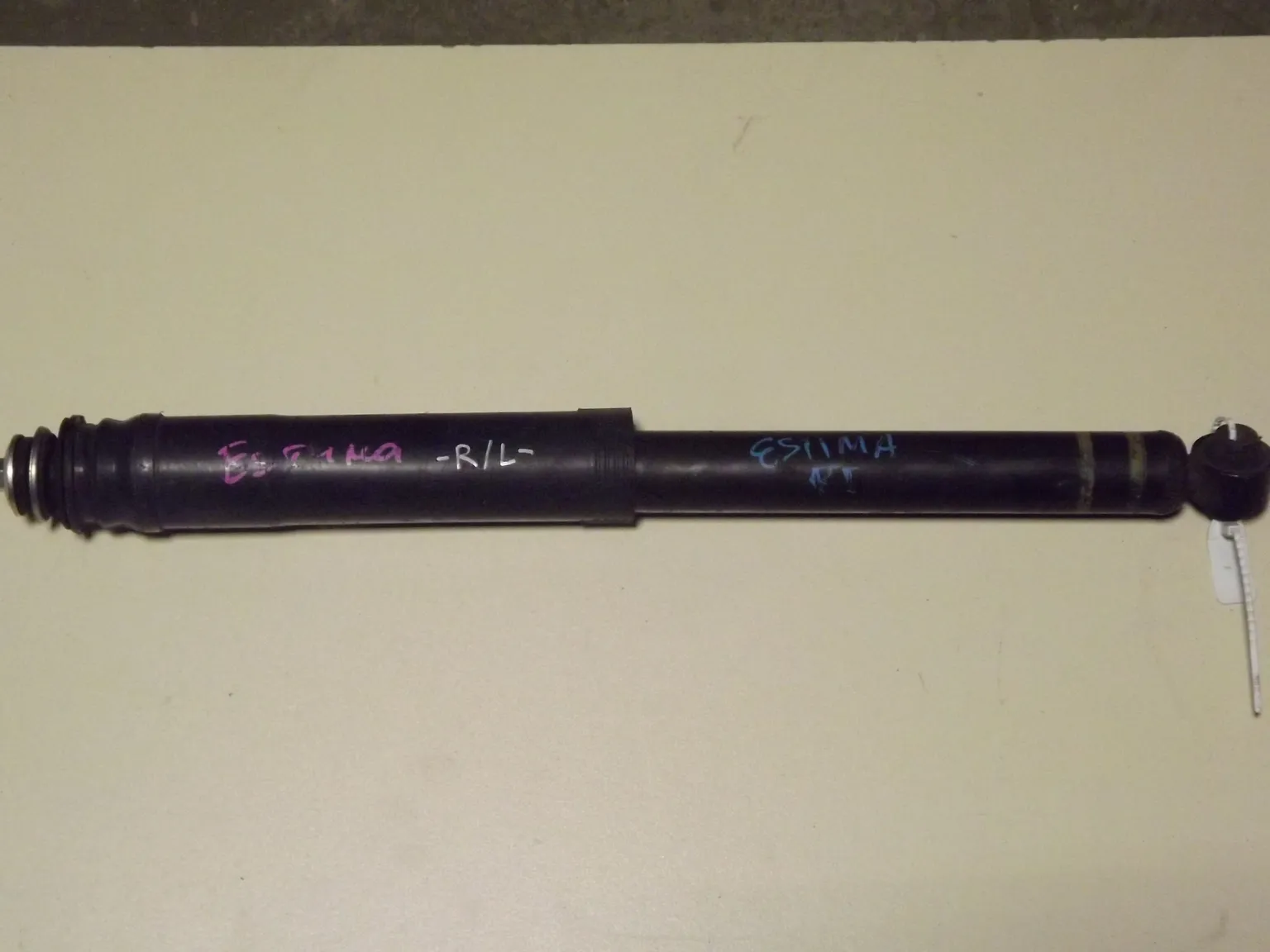 Амортизатор TOYOTA ESTIMA ACR30 Зад (Контрактный) 45976999